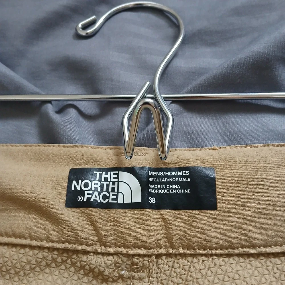 The North Face Hiking Shorts‎ Mens 38 Tan Khaki Technical Cargo Trail Utility